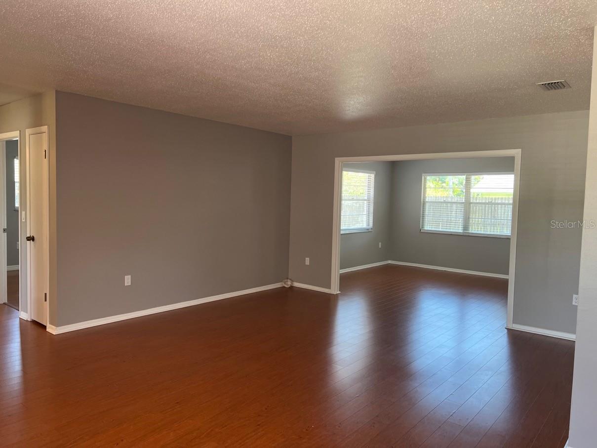 4115 23RD AVE W, Bradenton, FL 34205 4115 23RD AVE W, Bradenton, FL 34205