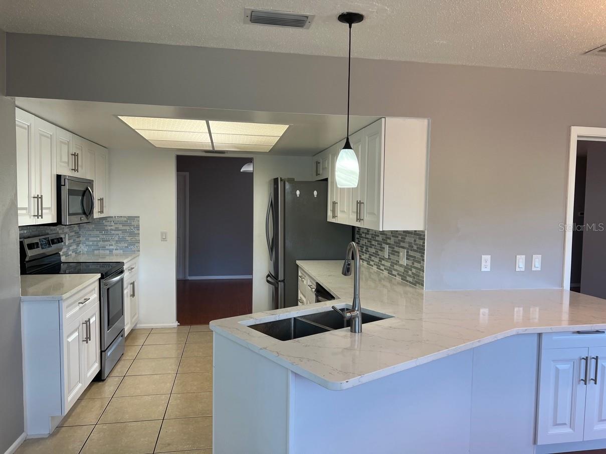 4115 23RD AVE W, Bradenton, FL 34205