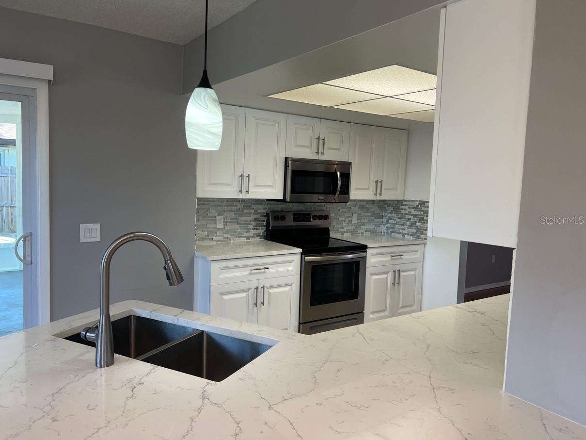 4115 23RD AVE W, Bradenton, FL 34205
