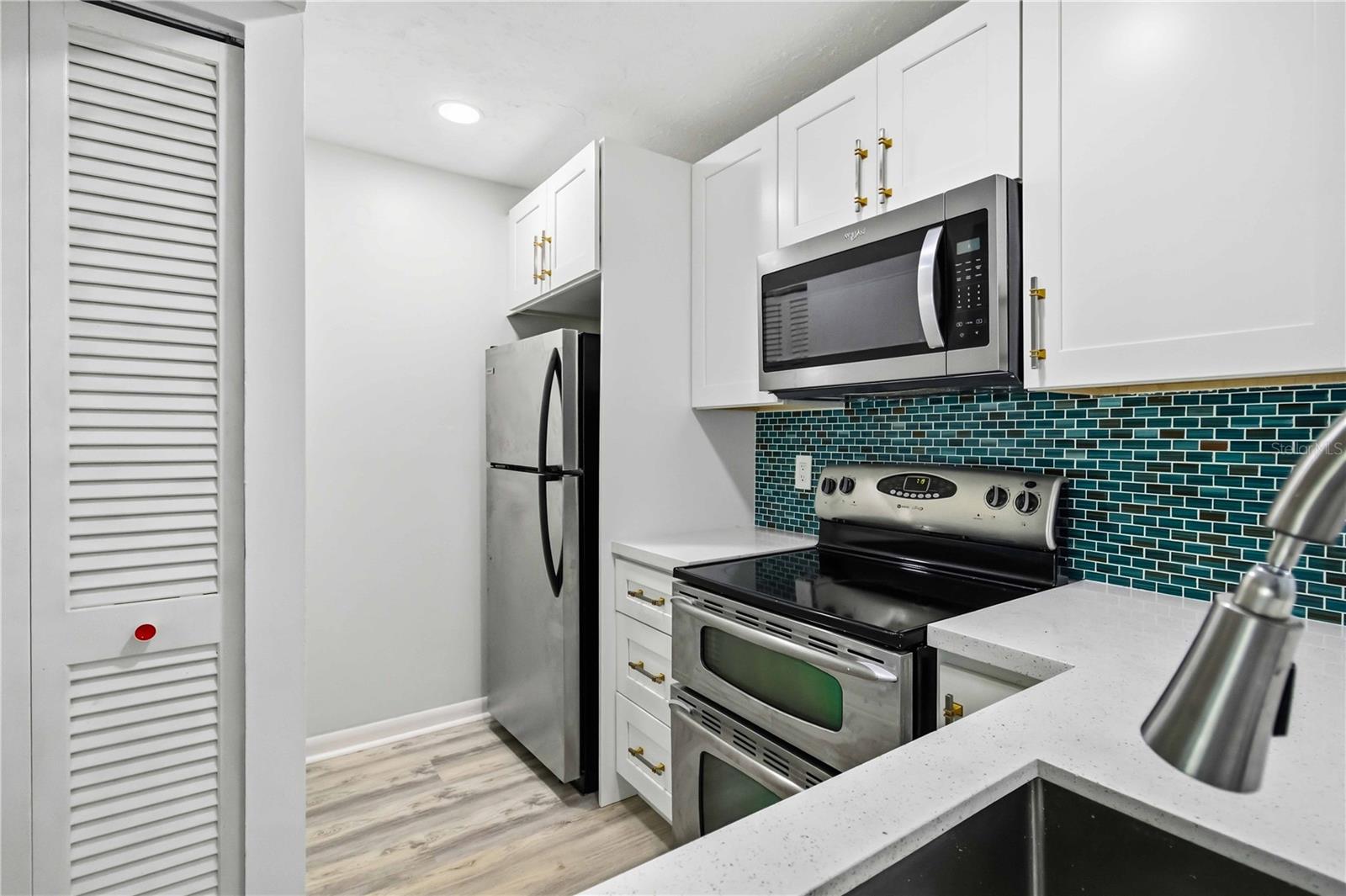 3215 BENEVA ROAD, #202, Sarasota, FL 34232