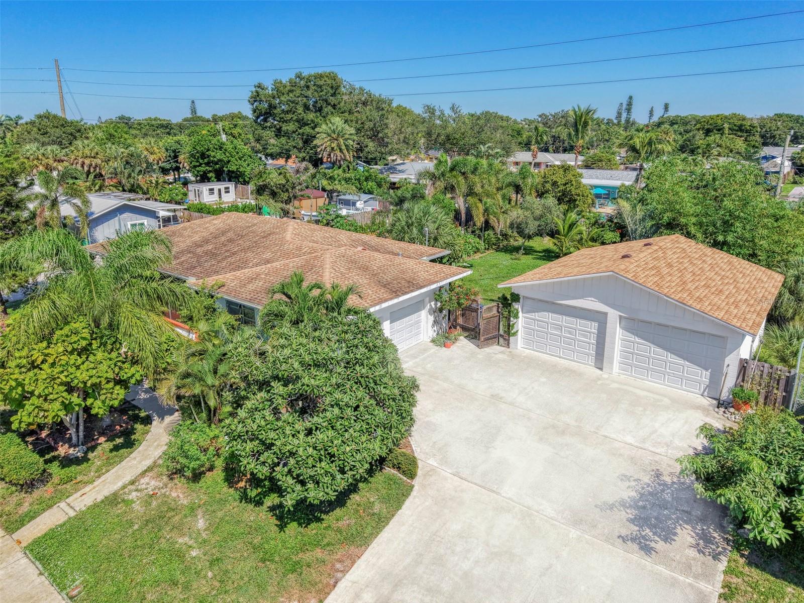 211 46TH STREET W, Bradenton, FL 34209