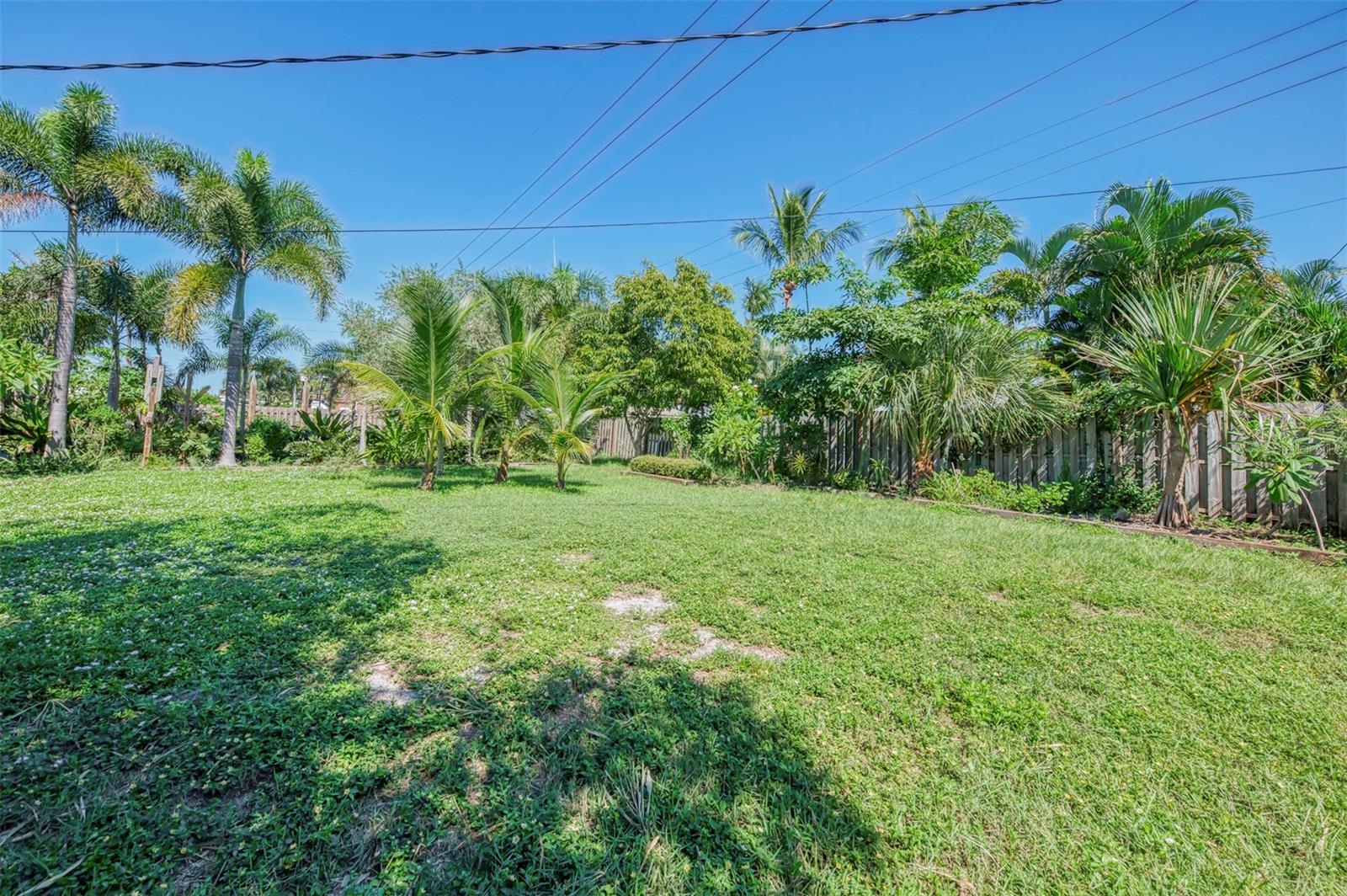 211 46TH STREET W, Bradenton, FL 34209