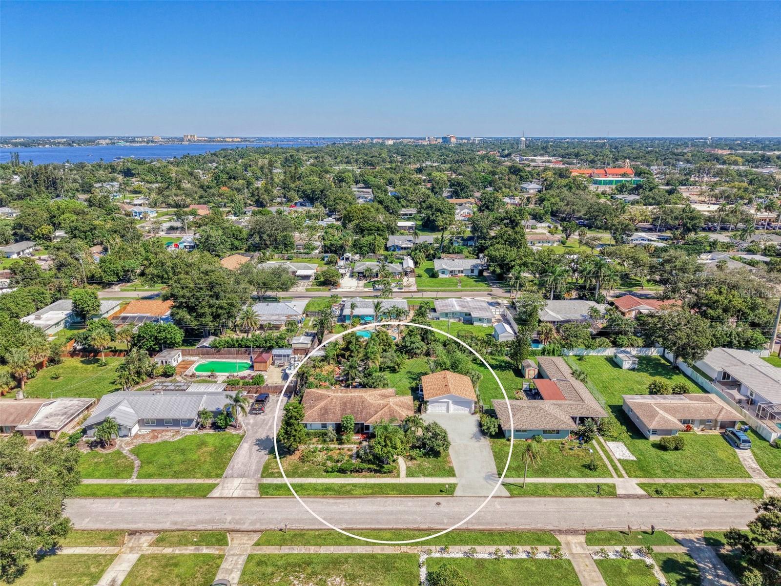 211 46TH STREET W, Bradenton, FL 34209 211 46TH STREET W, Bradenton, FL 34209