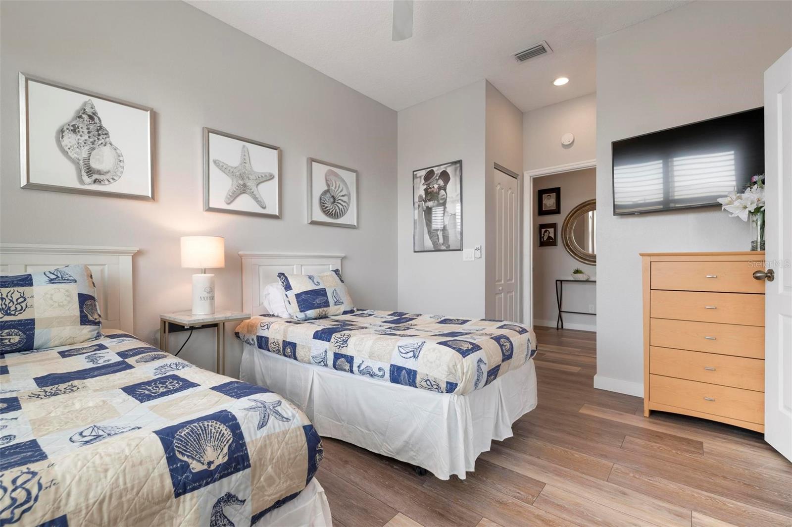 1900 GULF DRIVE N, #1, Bradenton Beach, FL 34217