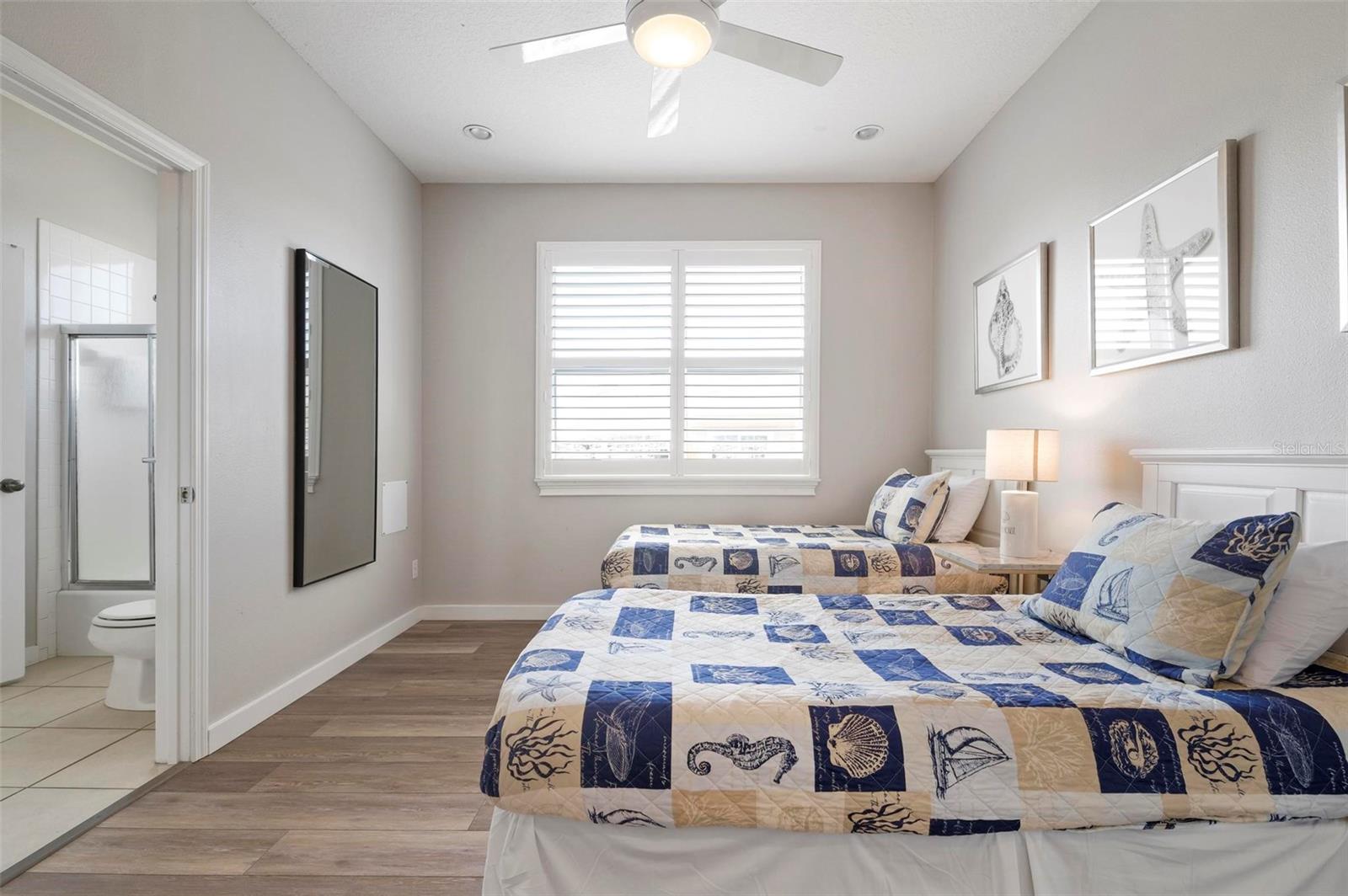 1900 GULF DRIVE N, #1, Bradenton Beach, FL 34217