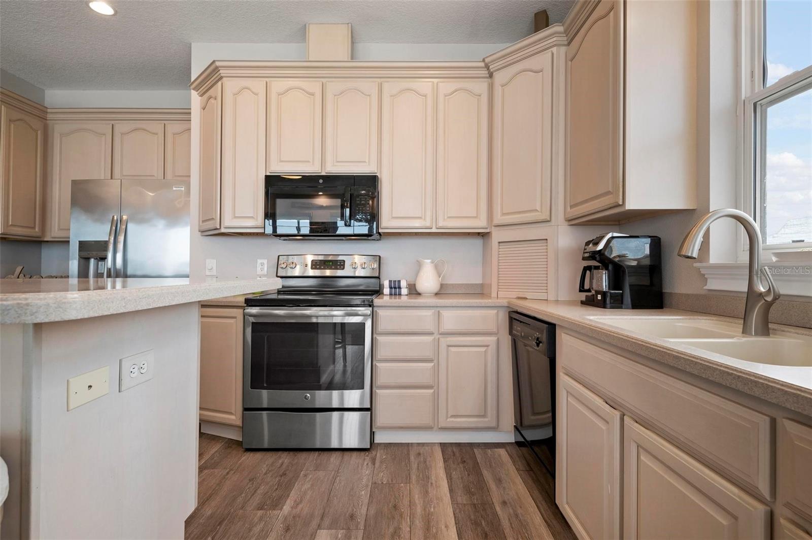1900 GULF DRIVE N, #1, Bradenton Beach, FL 34217