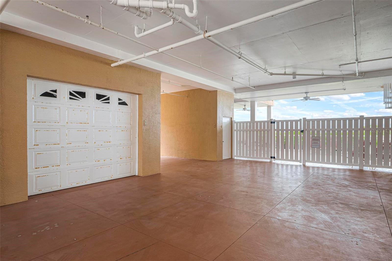 1 car garage under the building