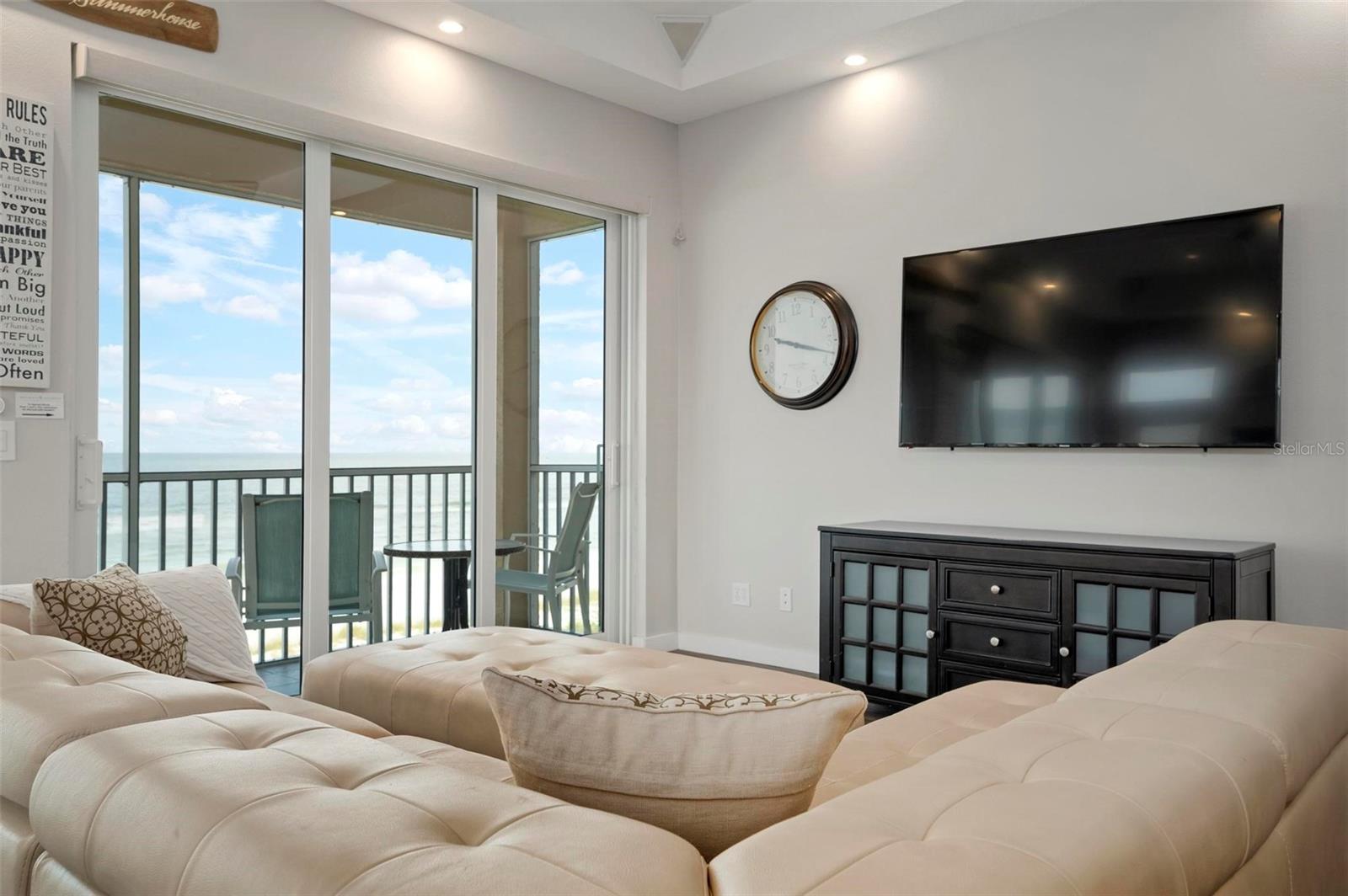 1900 GULF DRIVE N, #1, Bradenton Beach, FL 34217