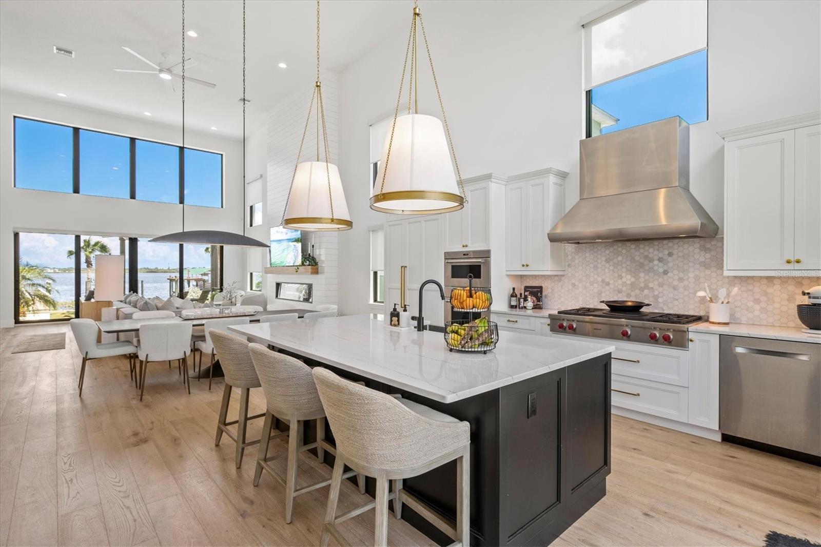 1914 RIVERSIDE DRIVE E, Bradenton, FL 34208