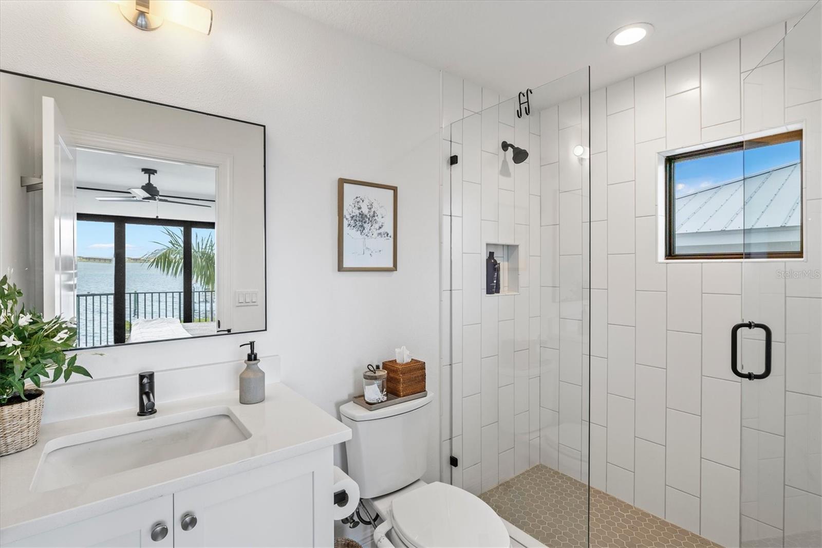 1914 RIVERSIDE DRIVE E, Bradenton, FL 34208
