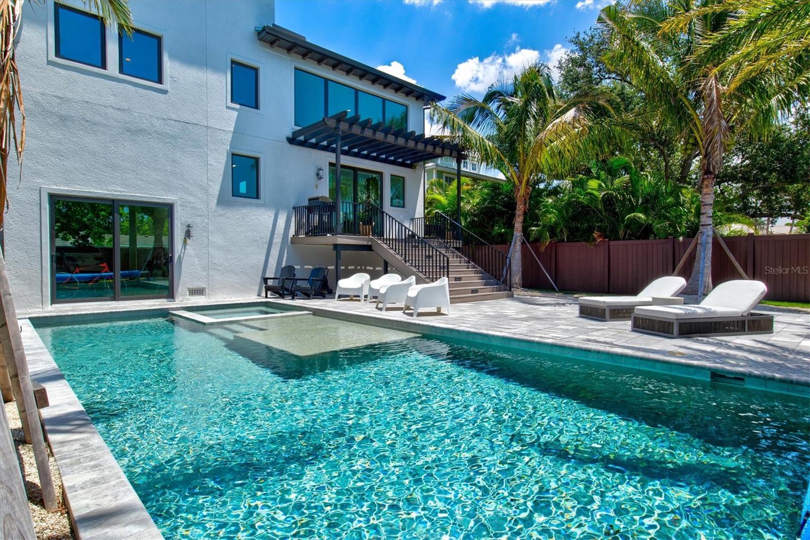 1914 RIVERSIDE DRIVE E, Bradenton, FL 34208