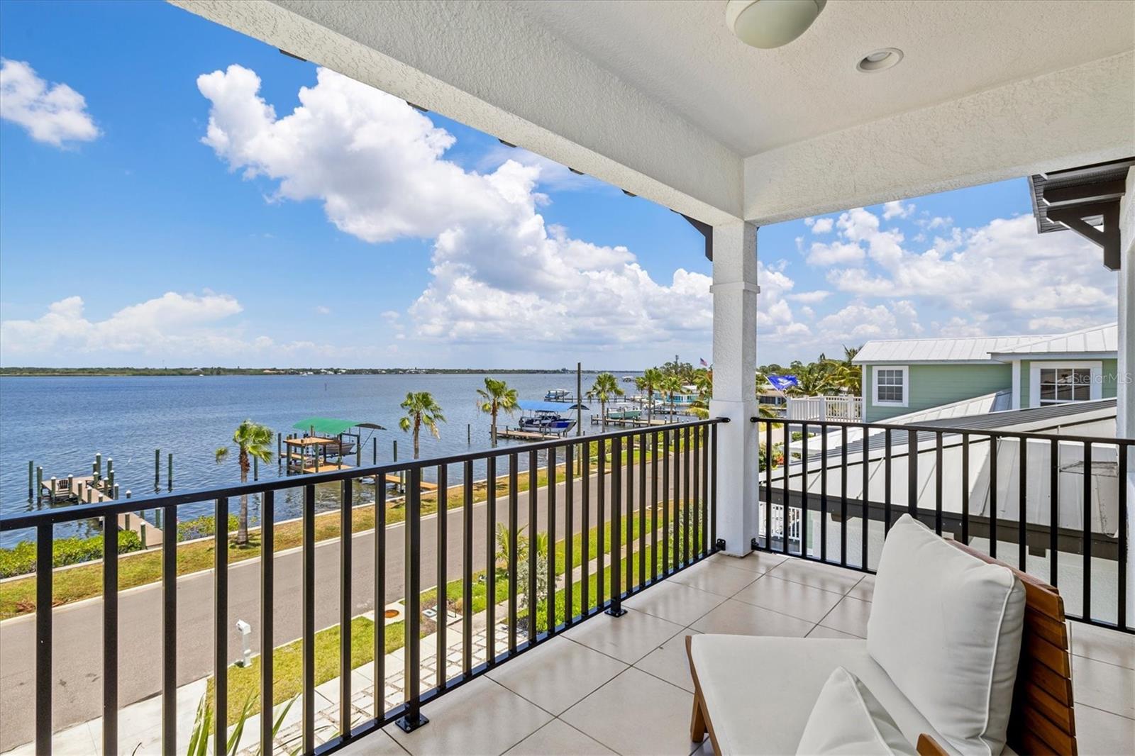 1914 RIVERSIDE DRIVE E, Bradenton, FL 34208