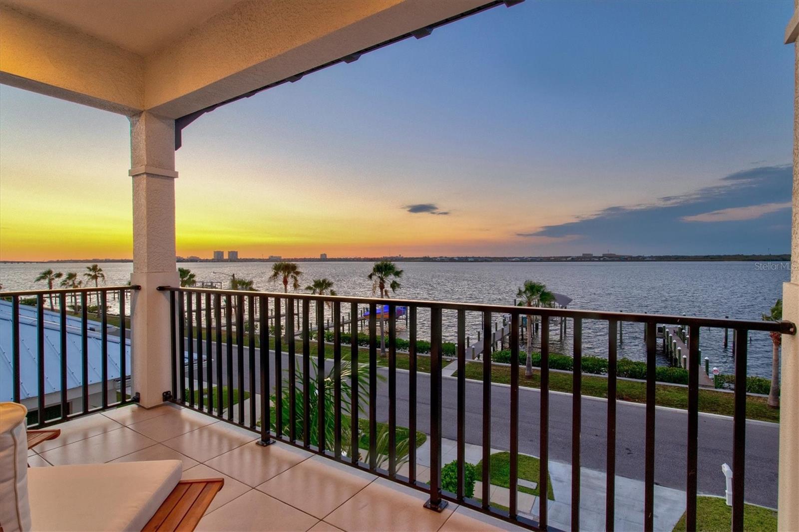 1914 RIVERSIDE DRIVE E, Bradenton, FL 34208
