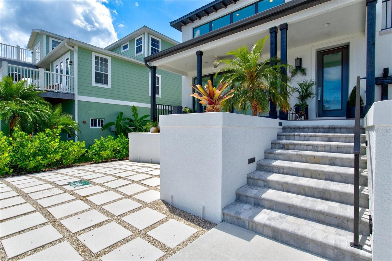 1914 RIVERSIDE DRIVE E, Bradenton, FL 34208