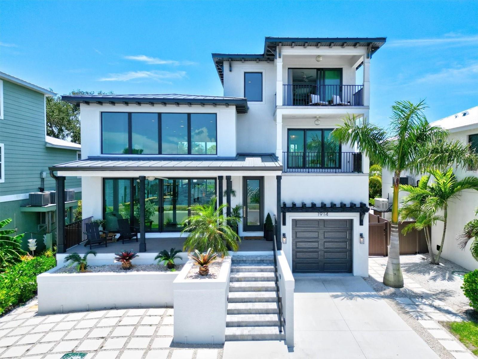 1914 RIVERSIDE DRIVE E, Bradenton, FL 34208