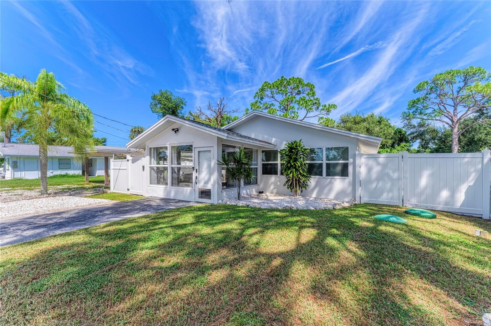 1841 JOYCE STREET, Sarasota, FL 34231 1841 JOYCE STREET, Sarasota, FL 34231