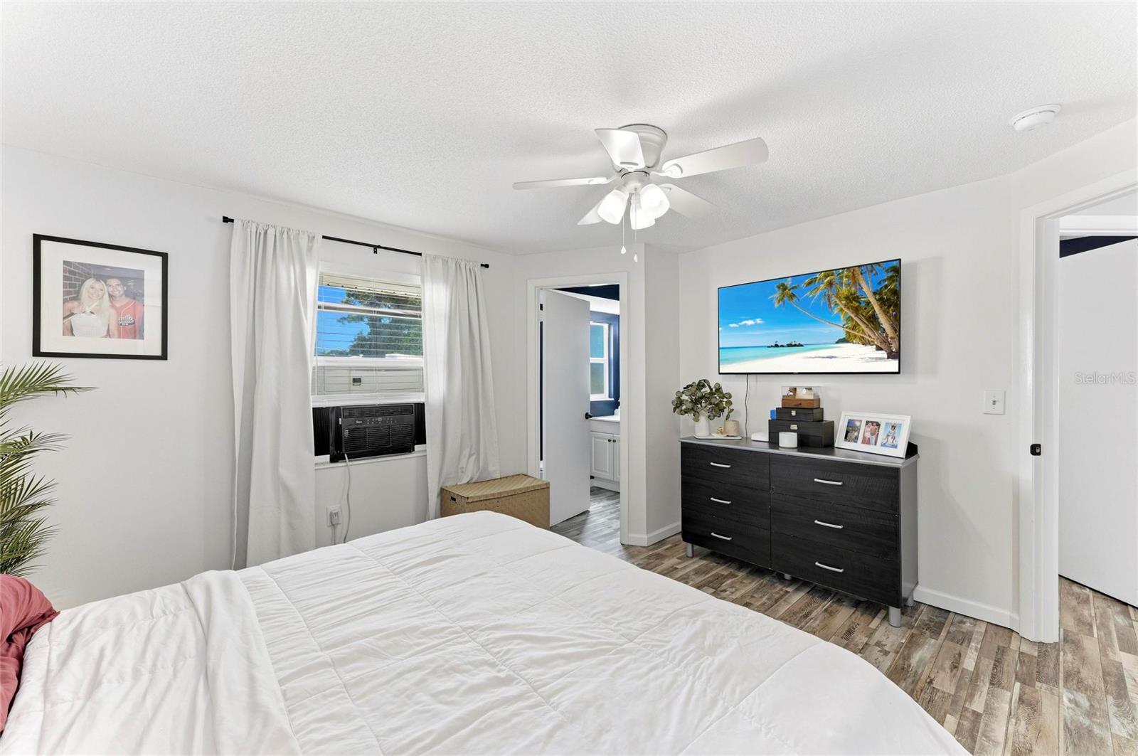 1841 JOYCE STREET, Sarasota, FL 34231