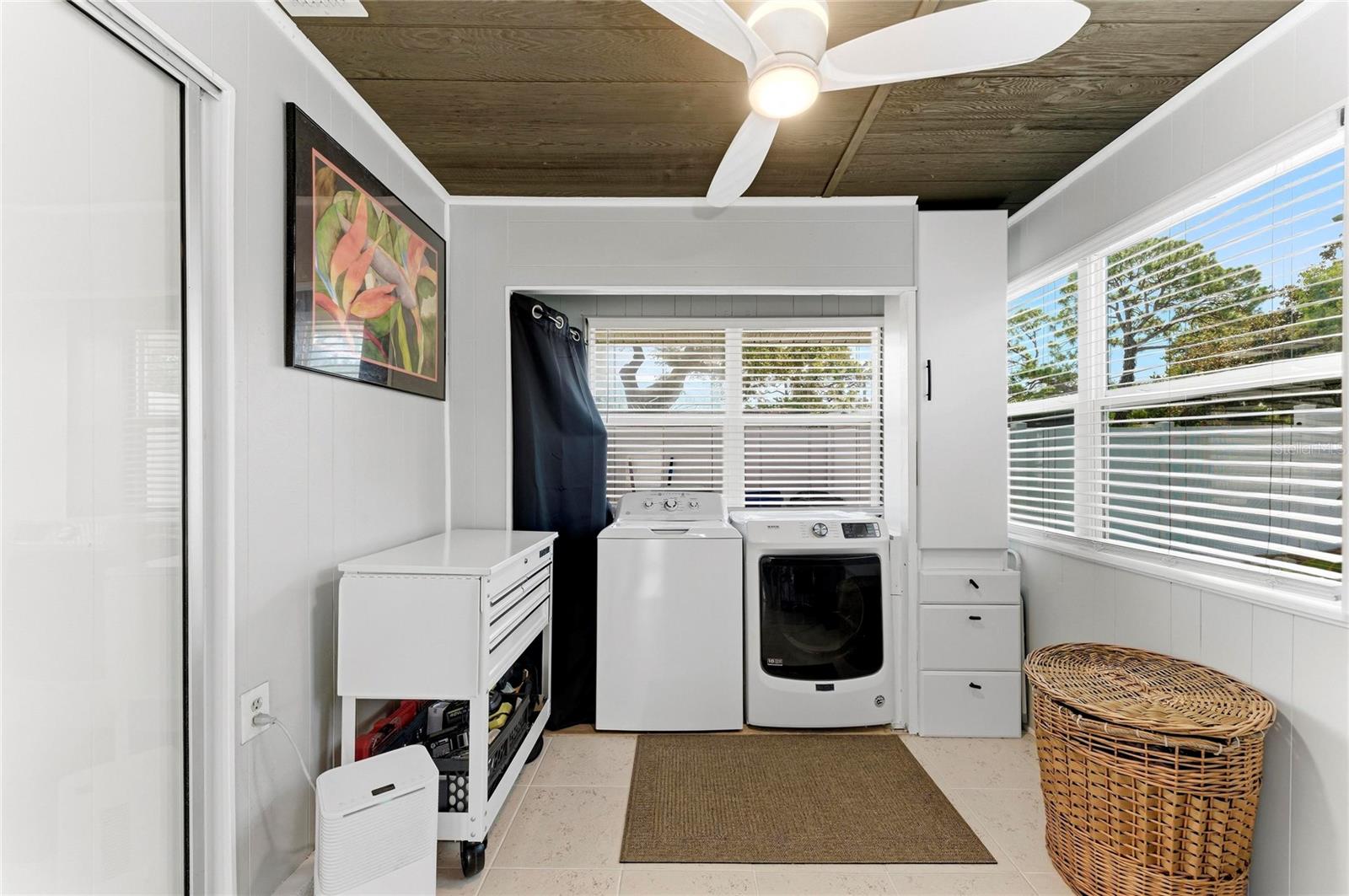 1841 JOYCE STREET, Sarasota, FL 34231