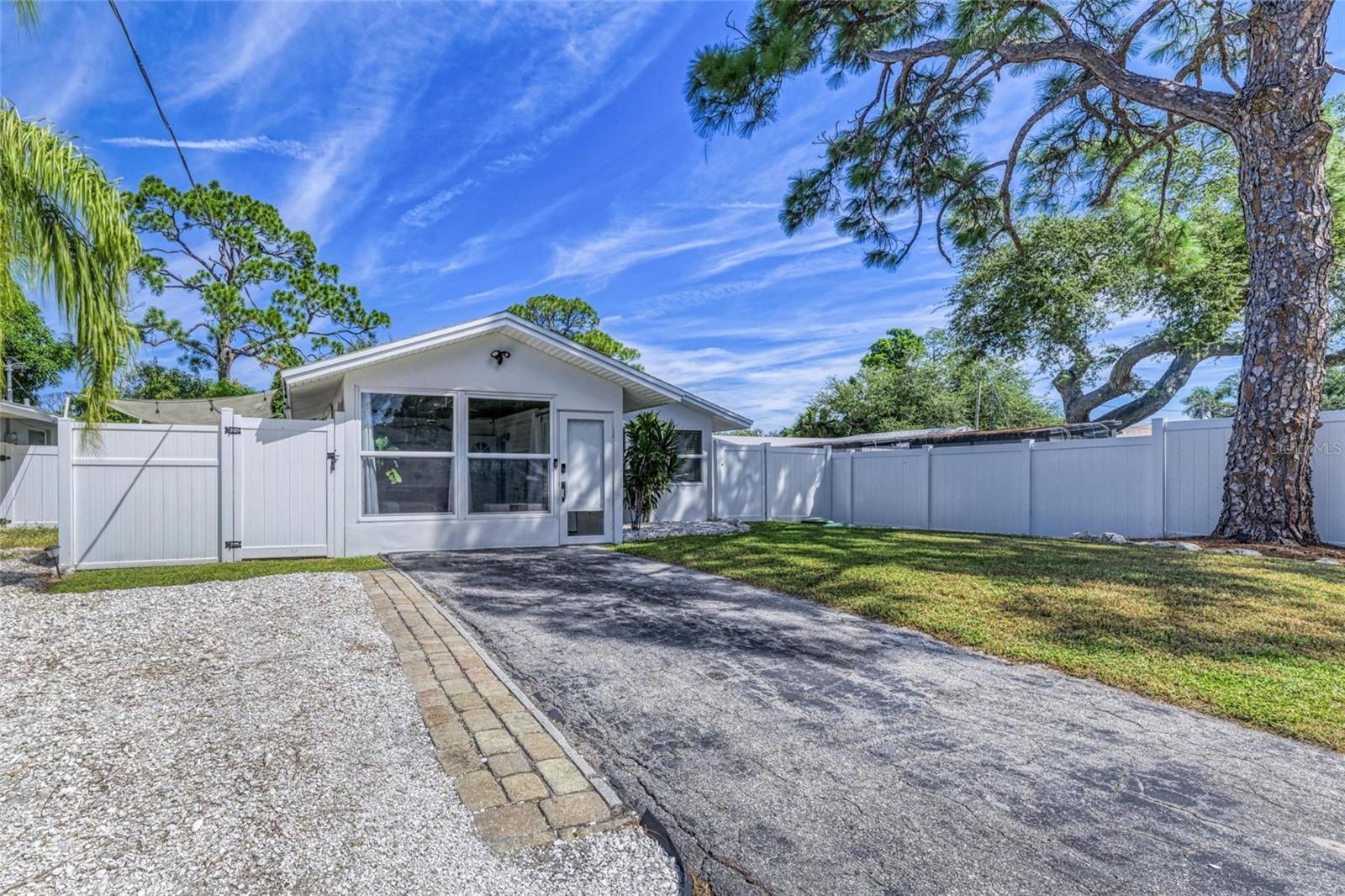 1841 JOYCE STREET, Sarasota, FL 34231