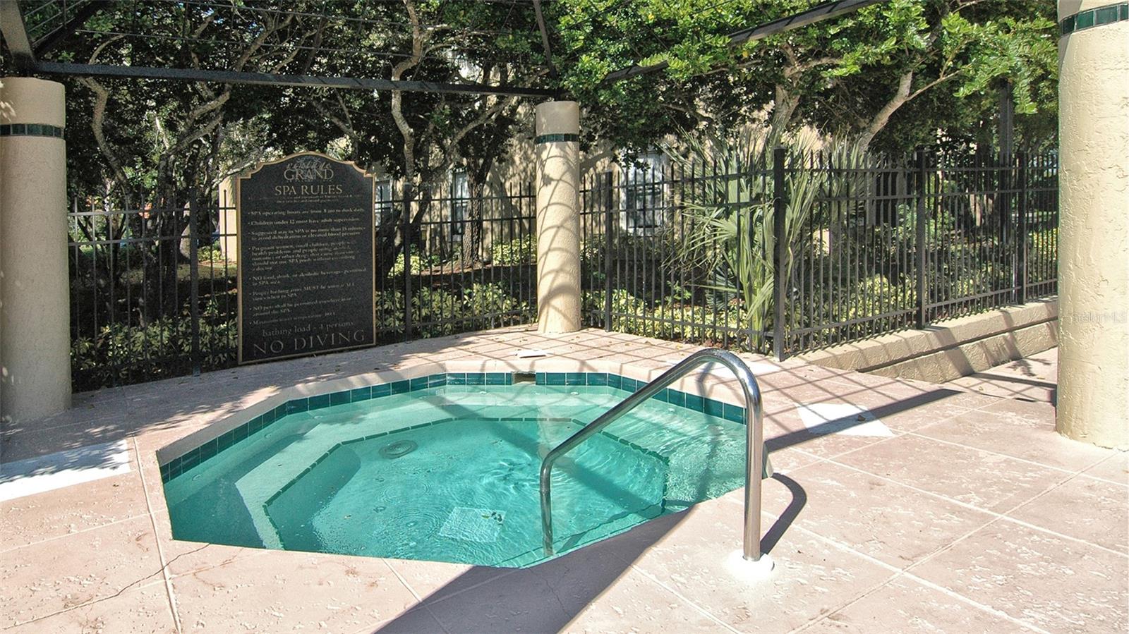 4025 CROCKERS LAKE BOULEVARD, #22, Sarasota, FL 34238
