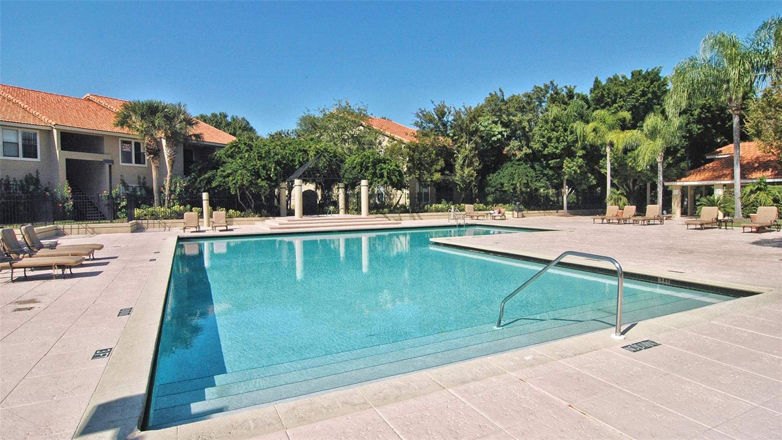 4025 CROCKERS LAKE BOULEVARD, #22, Sarasota, FL 34238