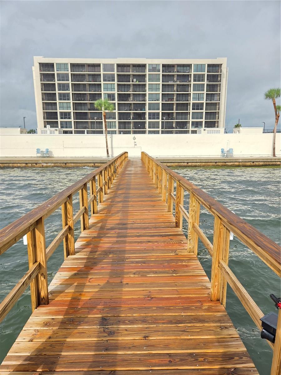Fishing pier towards Bridgeton Building