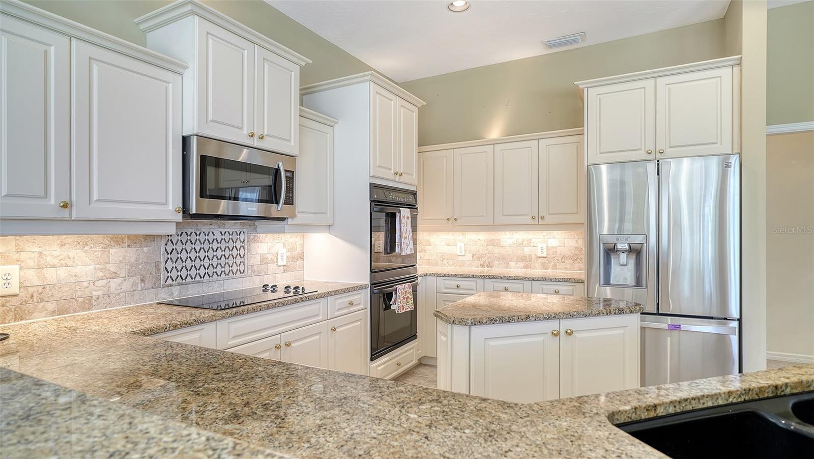 8922 BLOOMFIELD BOULEVARD, Sarasota, FL 34238