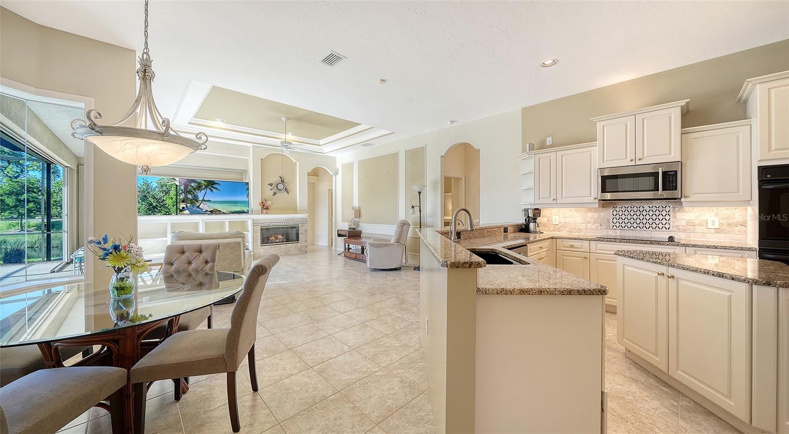 8922 BLOOMFIELD BOULEVARD, Sarasota, FL 34238