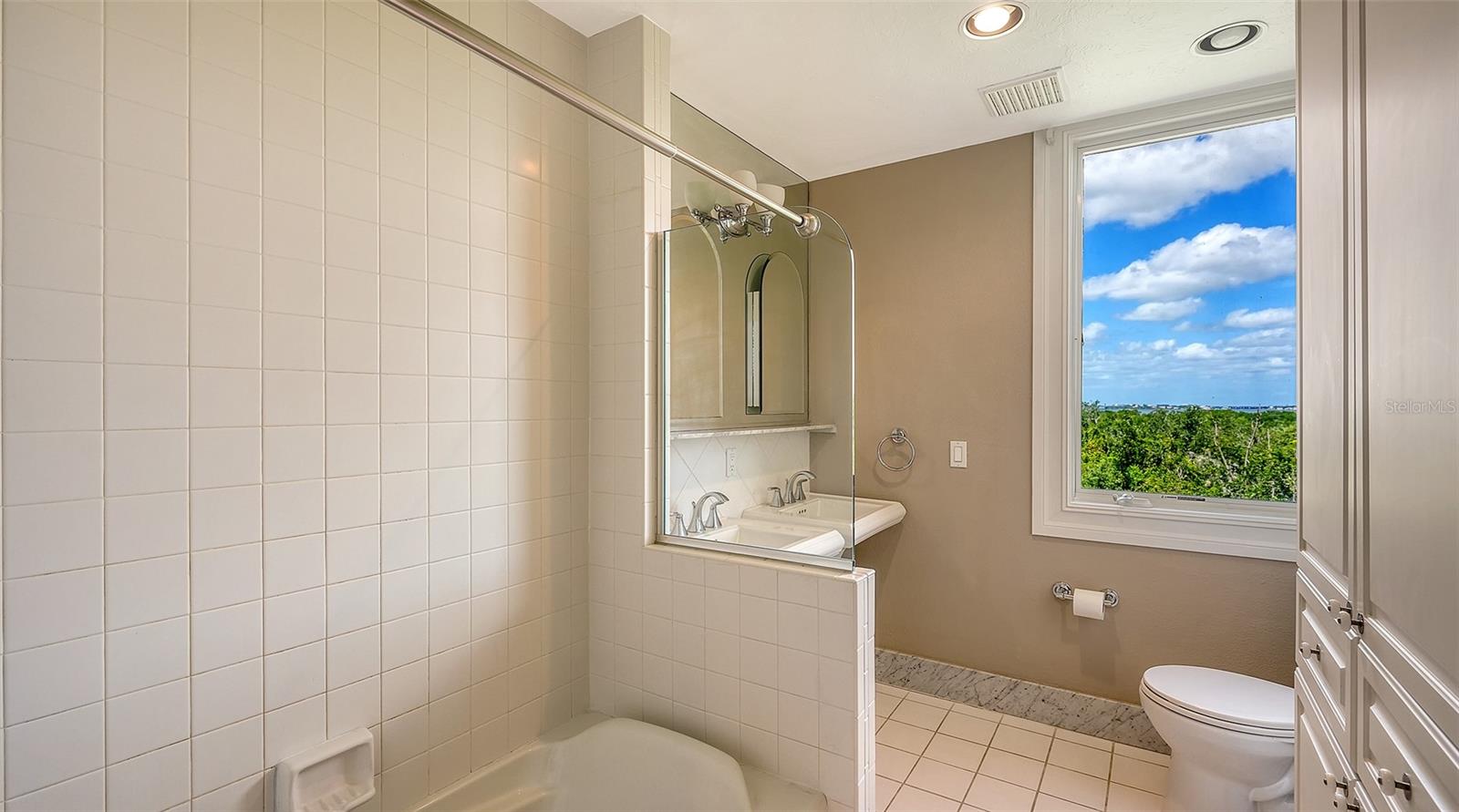 168 COASTAL HAMMOCK COURT, Osprey, FL 34229