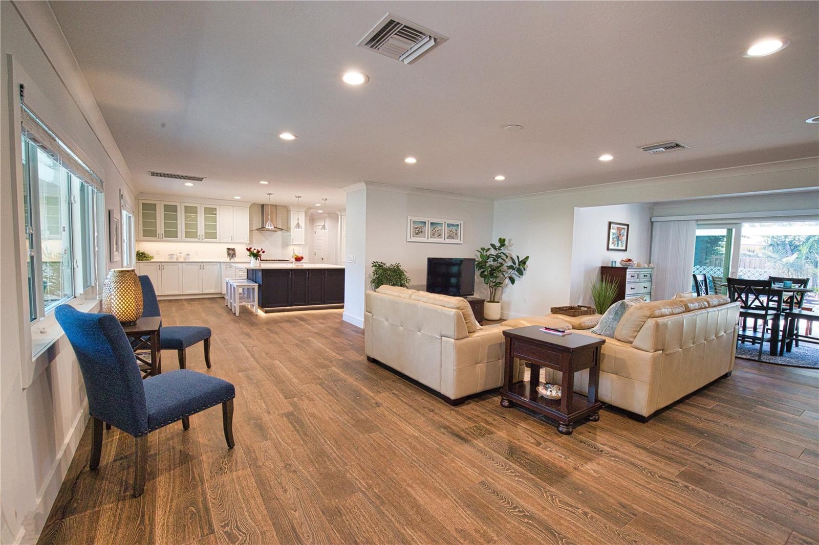 Open Living Area Open Living Area