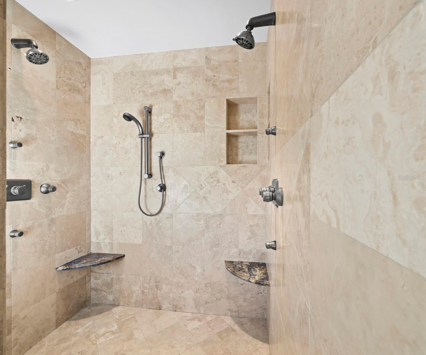 550 NORTON STREET, Longboat Key, FL 34228