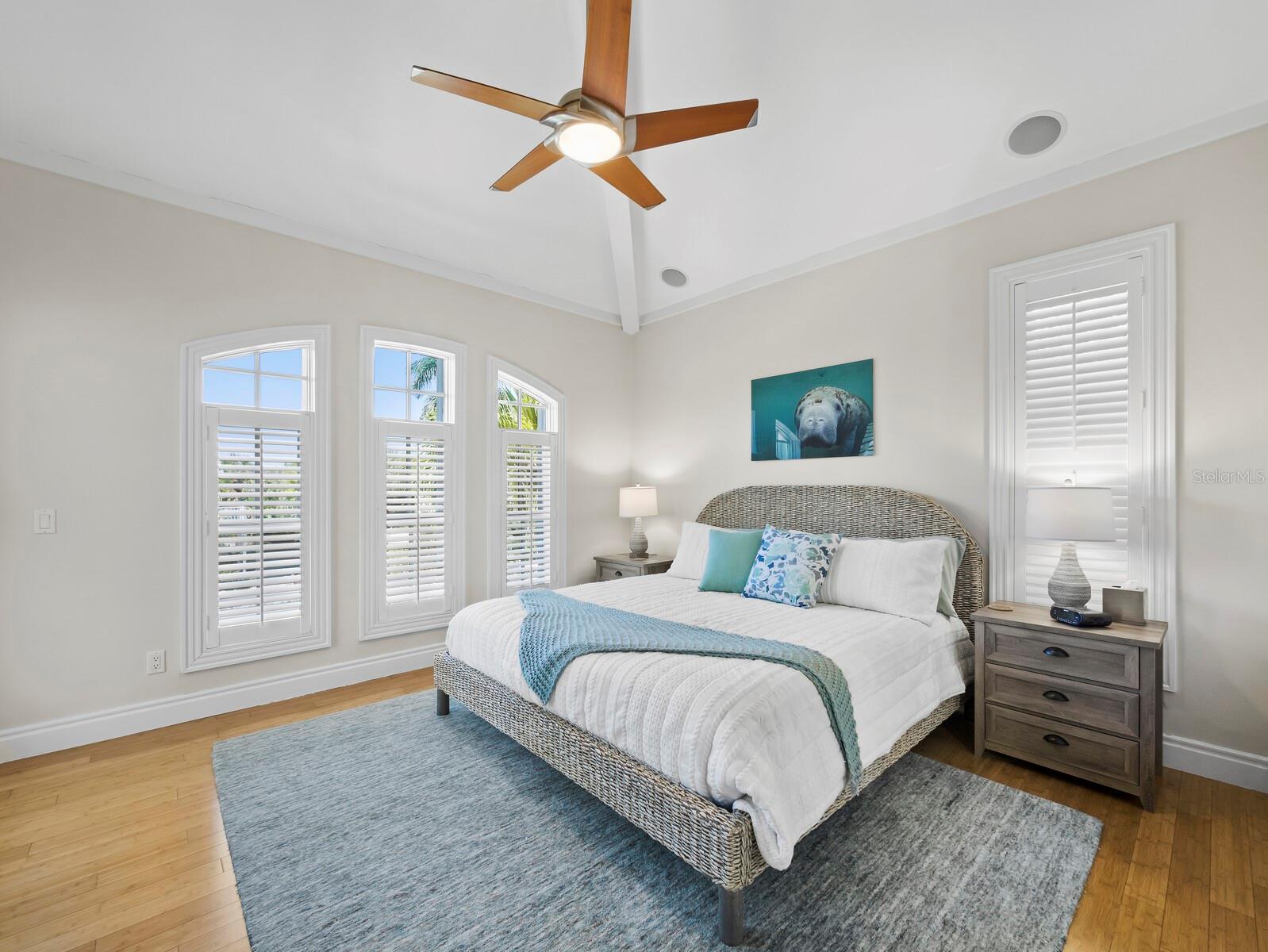 550 NORTON STREET, Longboat Key, FL 34228