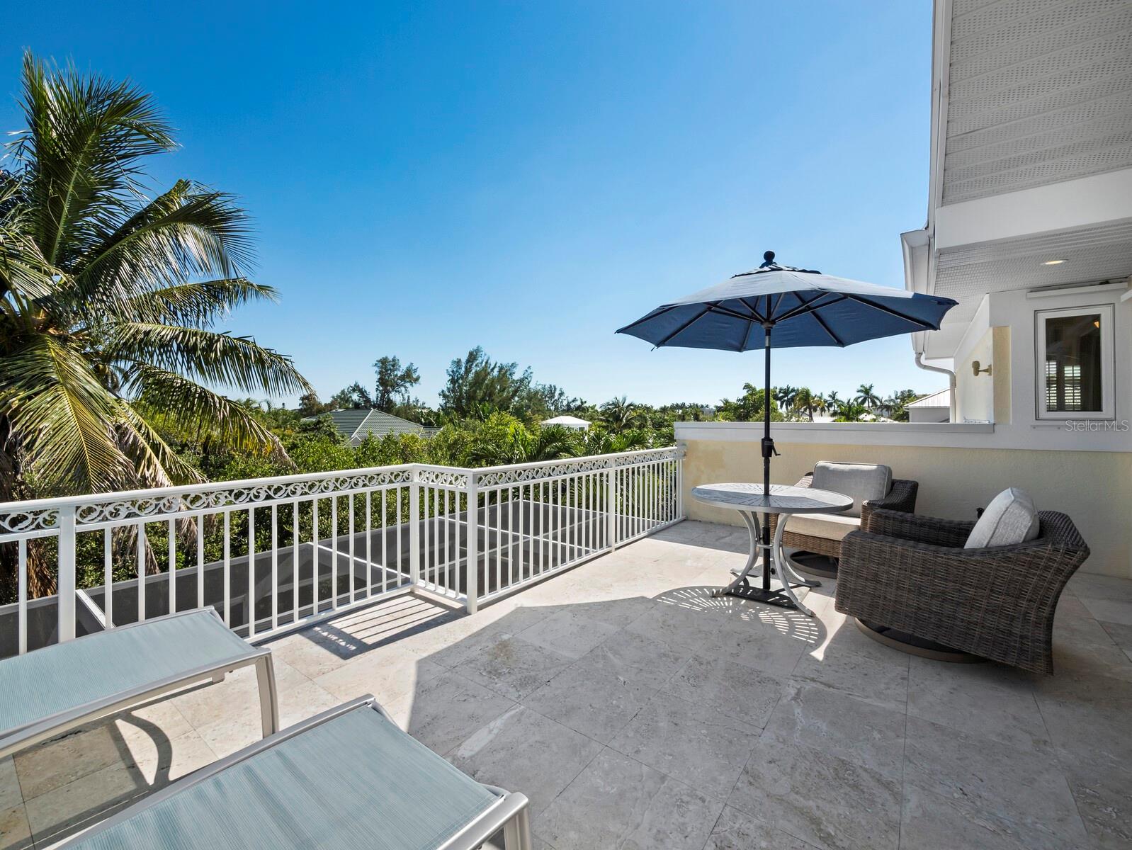 550 NORTON STREET, Longboat Key, FL 34228