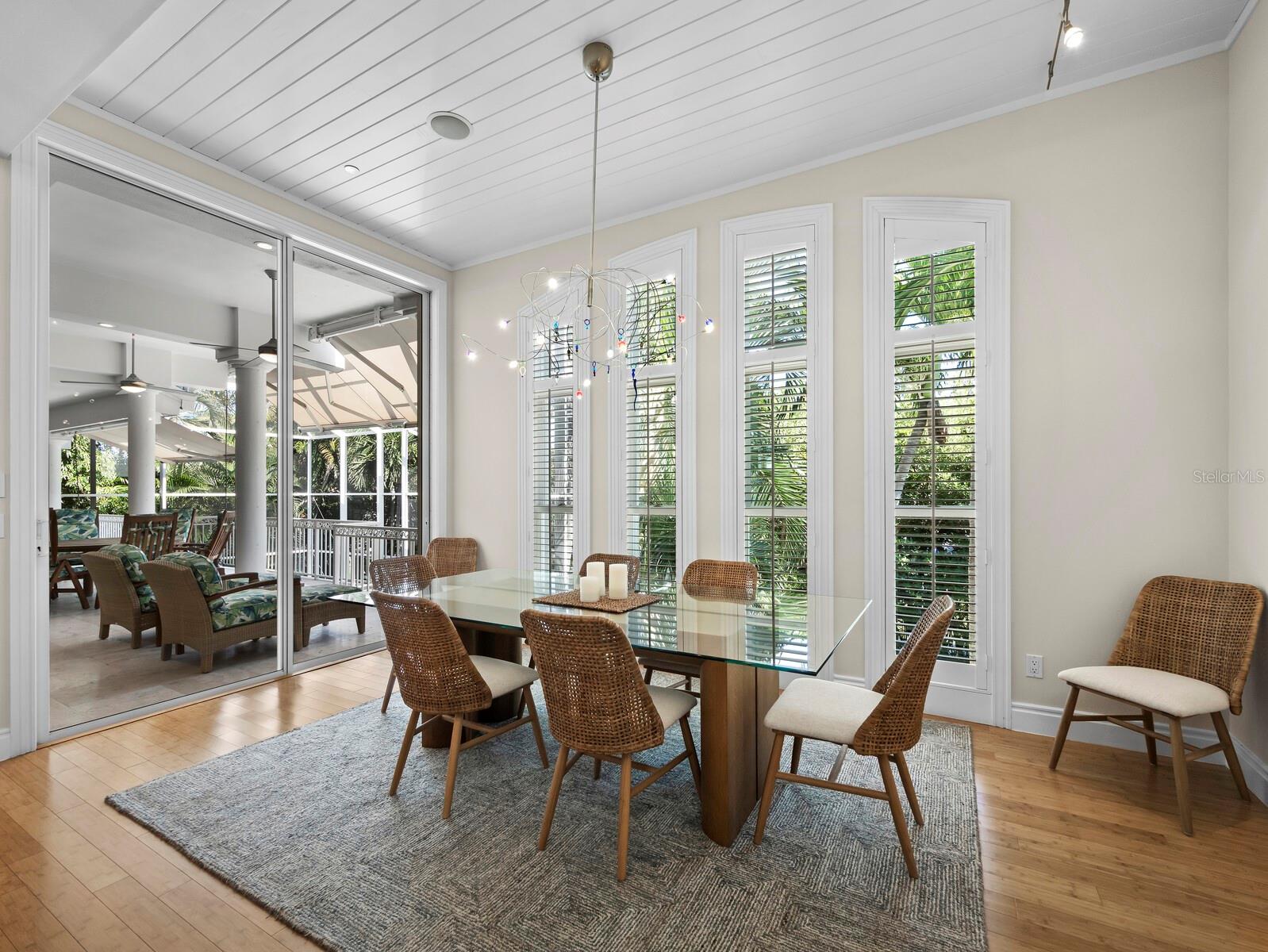 550 NORTON STREET, Longboat Key, FL 34228