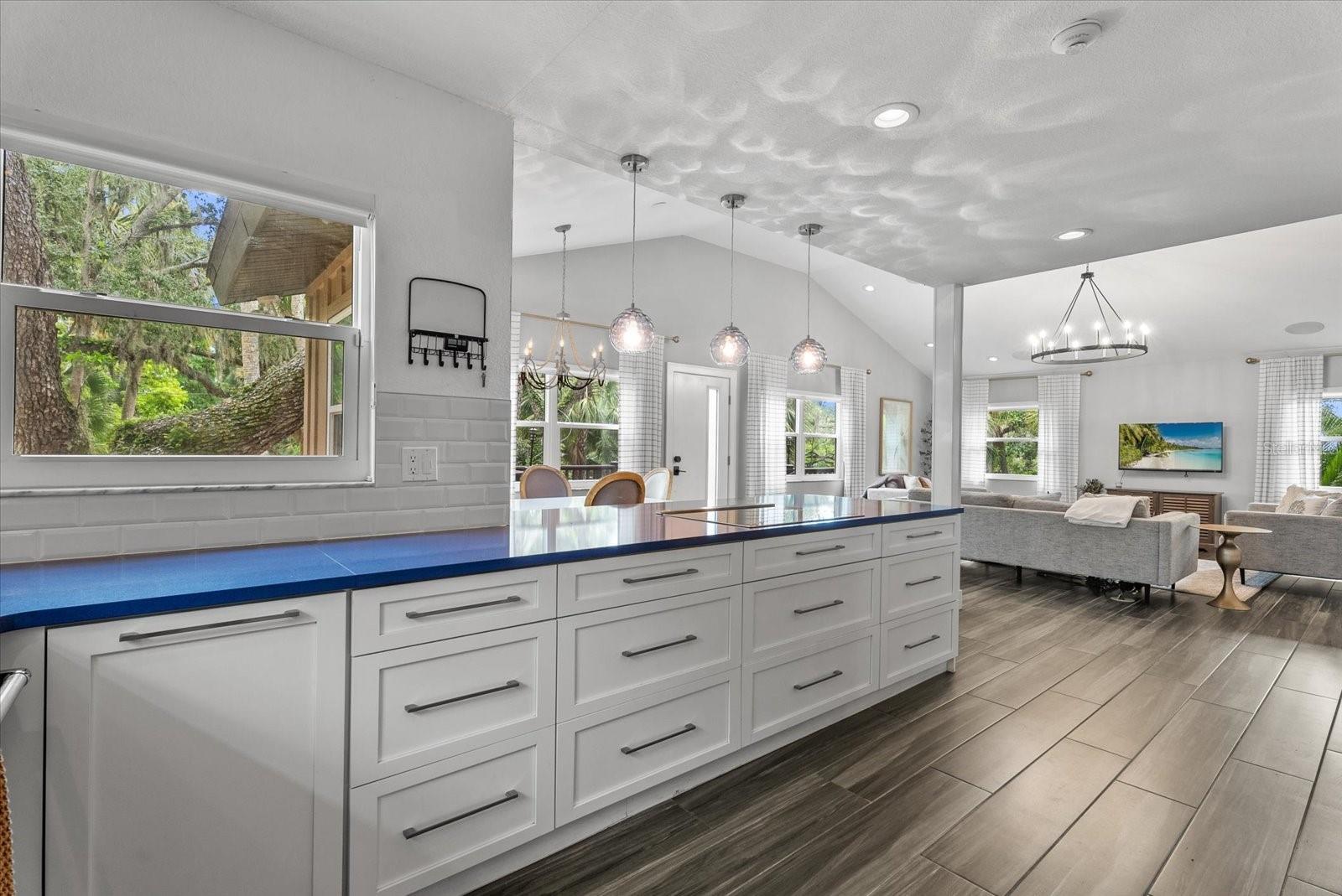 3376 S SECLUSION DRIVE, Sarasota, FL 34239 3376 S SECLUSION DRIVE, Sarasota, FL 34239