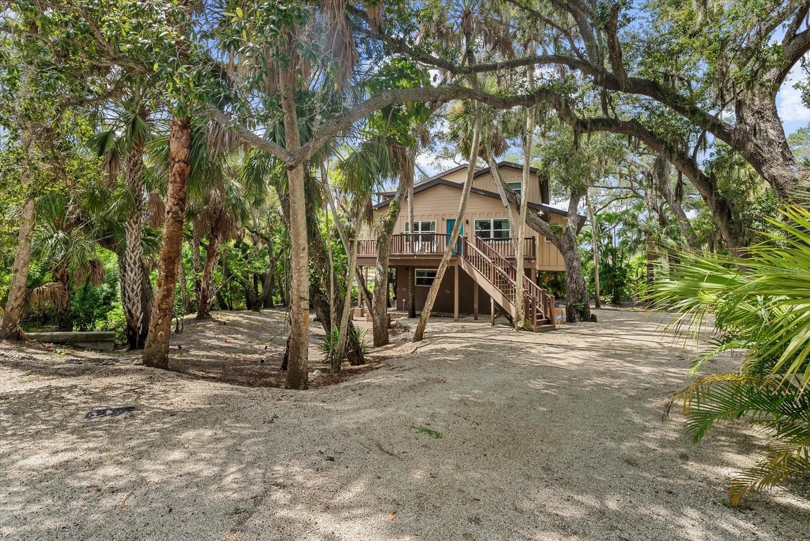 3376 S SECLUSION DRIVE, Sarasota, FL 34239 3376 S SECLUSION DRIVE, Sarasota, FL 34239