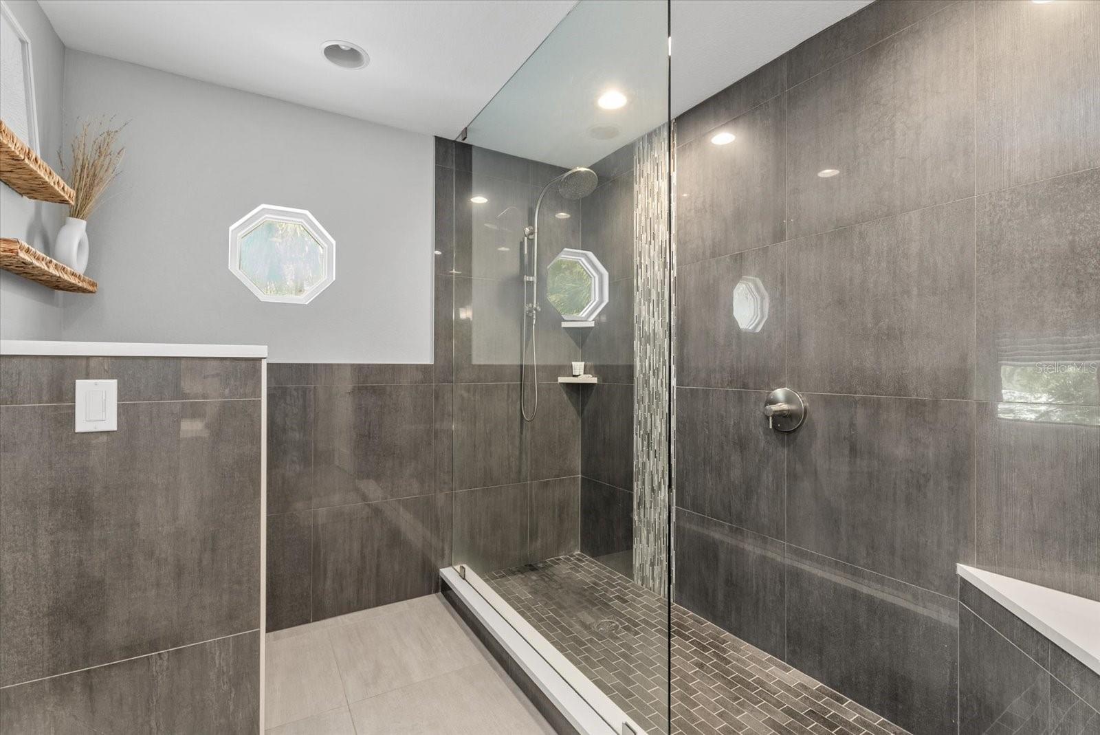 3376 S SECLUSION DRIVE, Sarasota, FL 34239