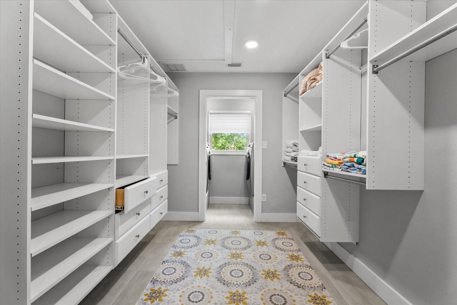 3376 S SECLUSION DRIVE, Sarasota, FL 34239