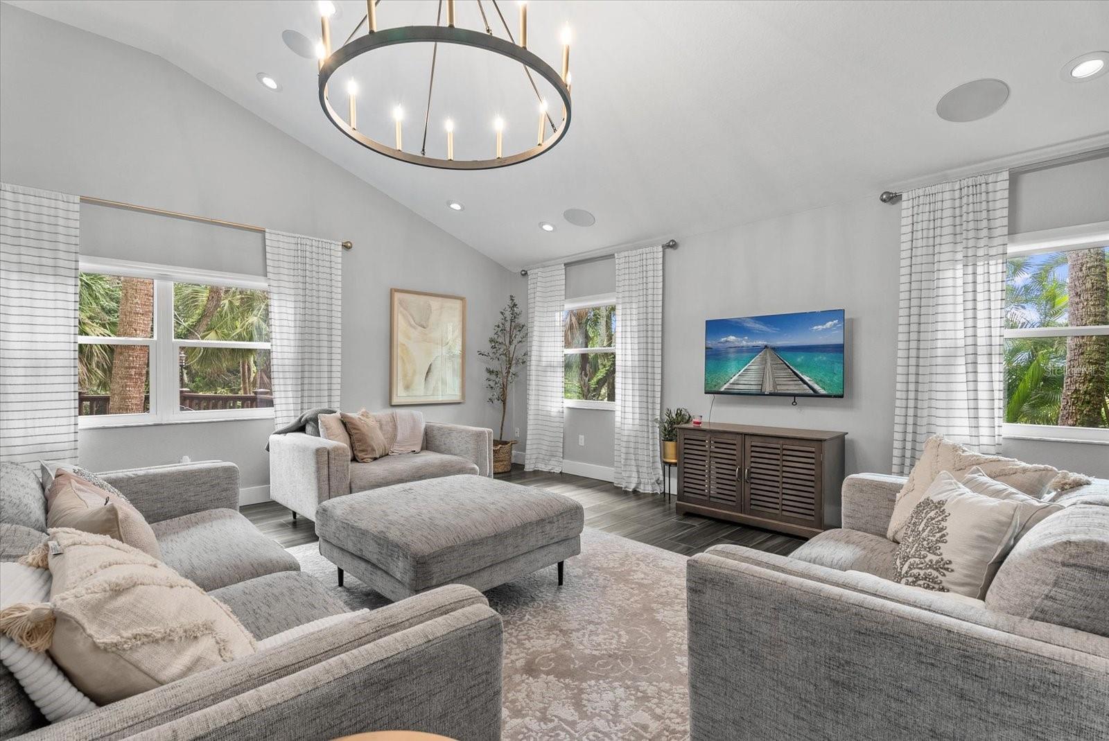 3376 S SECLUSION DRIVE, Sarasota, FL 34239