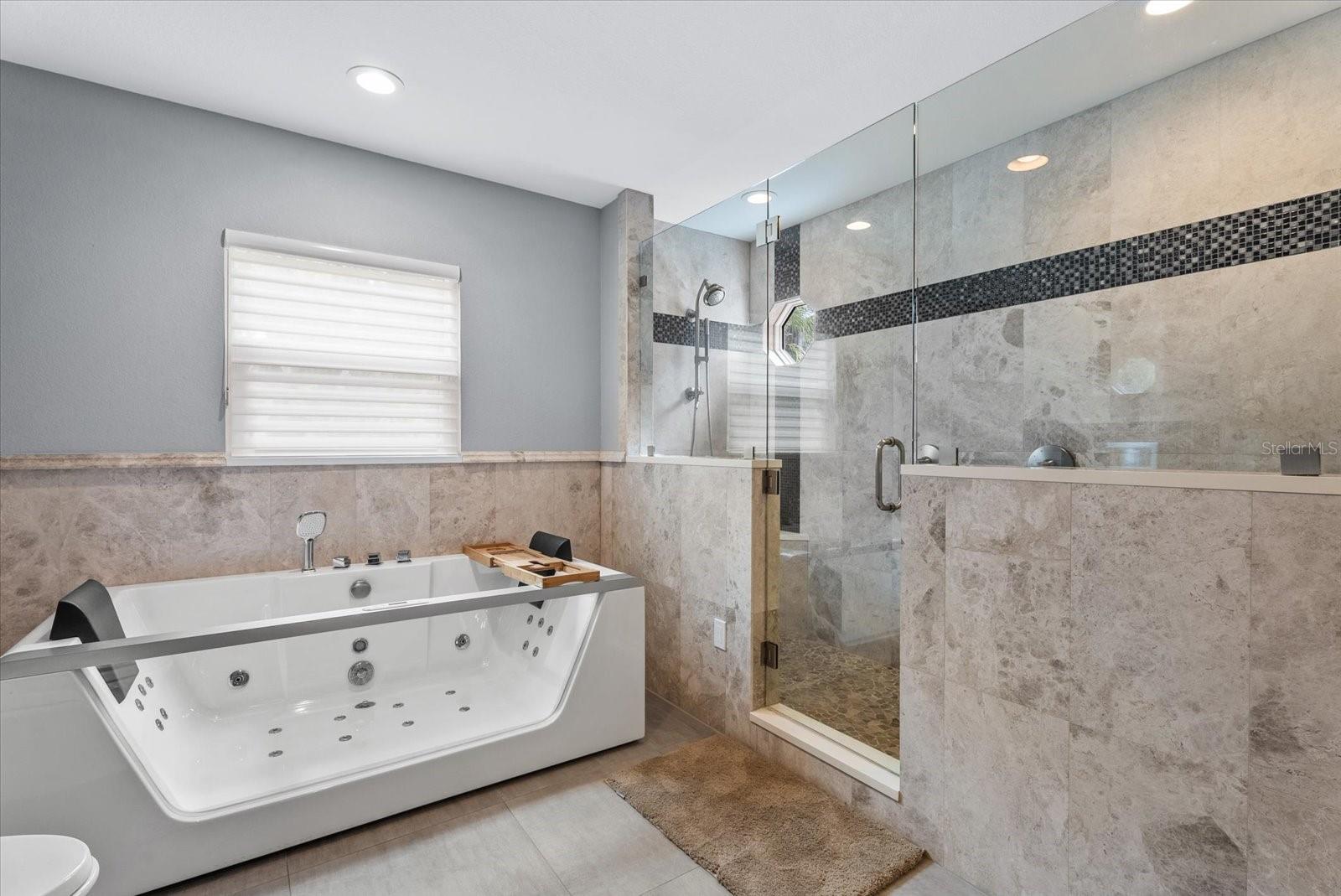 3376 S SECLUSION DRIVE, Sarasota, FL 34239