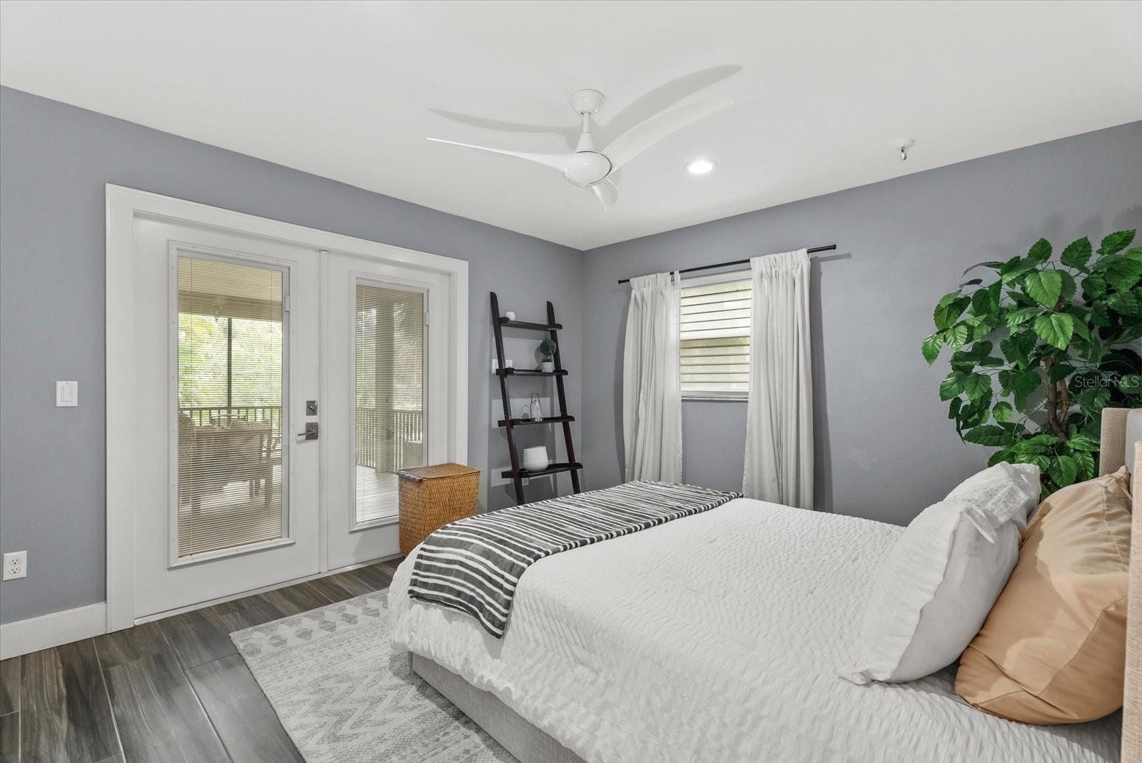 3376 S SECLUSION DRIVE, Sarasota, FL 34239