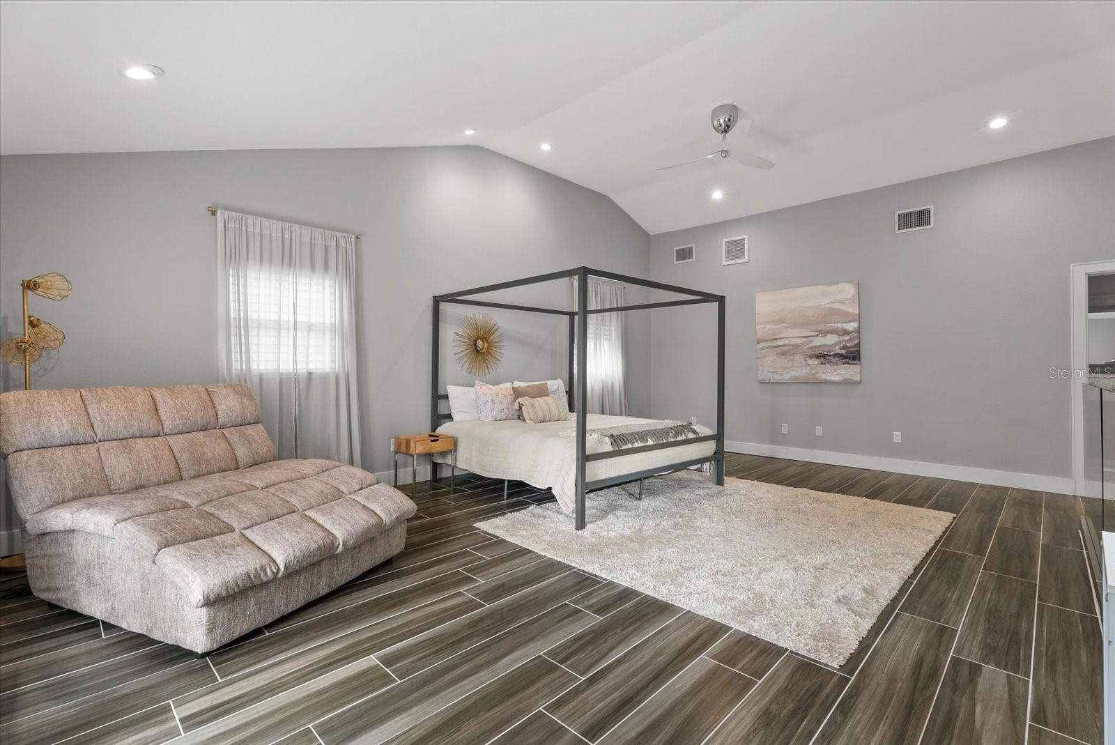 3376 S SECLUSION DRIVE, Sarasota, FL 34239