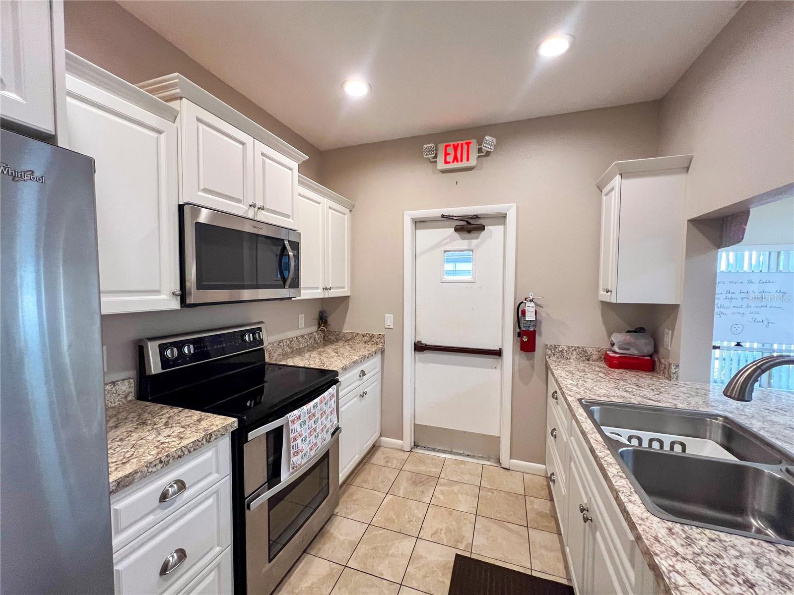 4205 34TH AVENUE DRIVE W, Bradenton, FL 34205