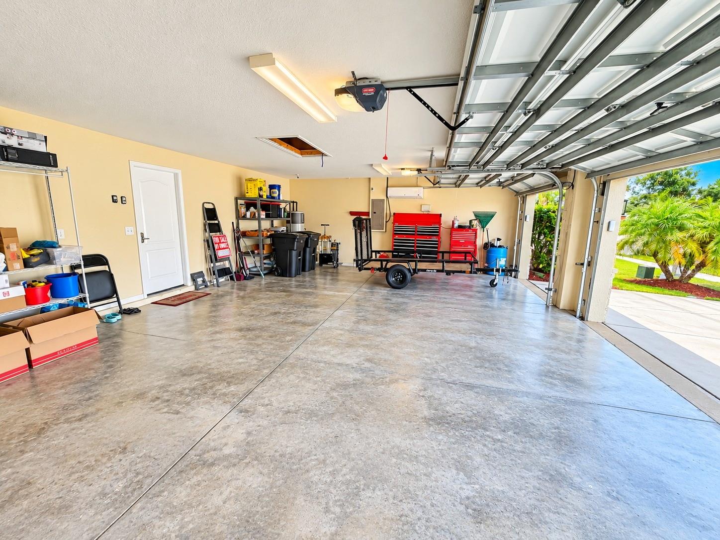 3748 ROUND TABLE COURT, Land O Lakes, FL 34638 3748 ROUND TABLE COURT, Land O Lakes, FL 34638