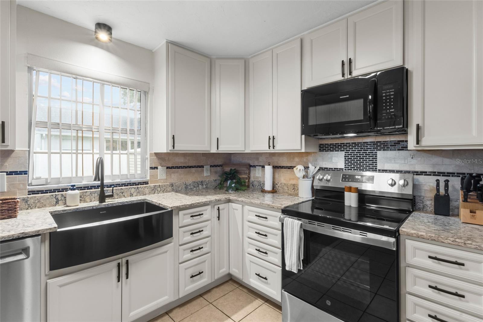 Unit B Kitchen