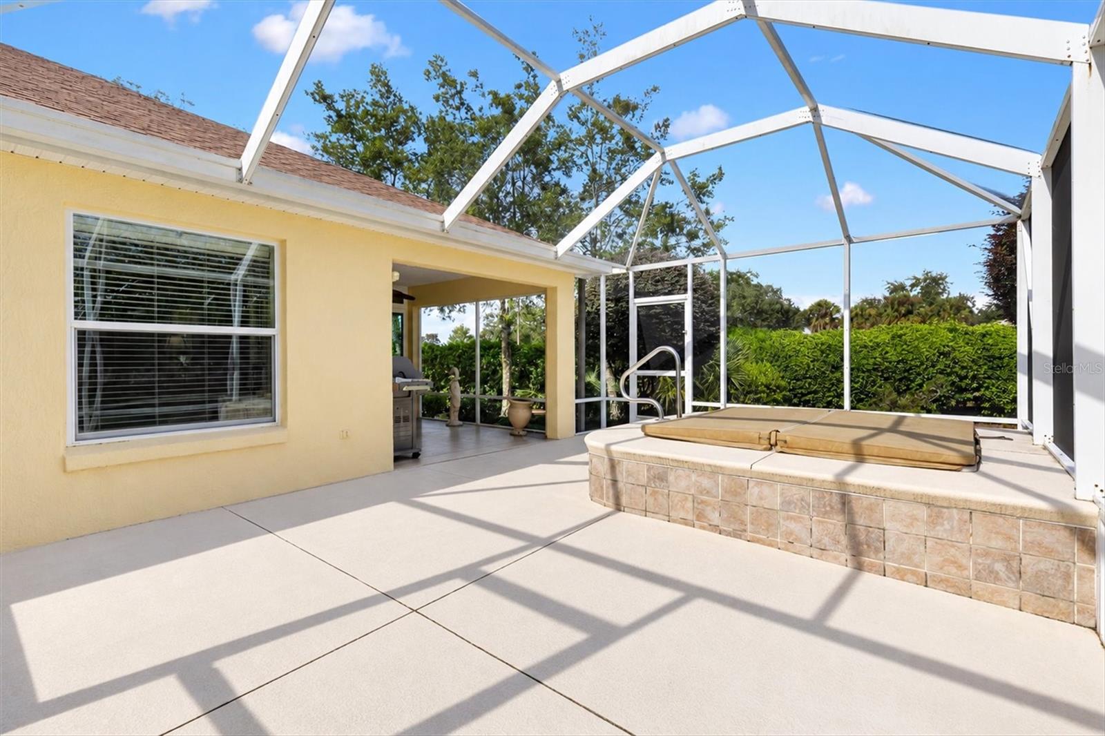17765 SE 85TH CAUSTON COURT, The Villages, FL 32162