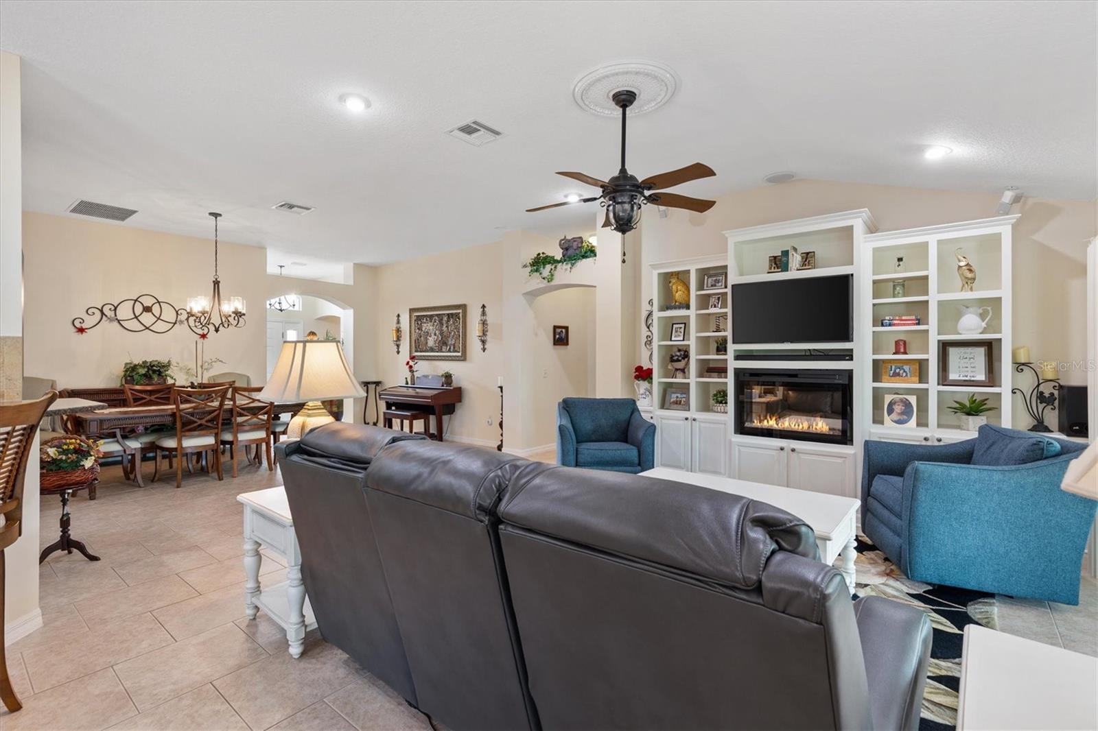 17765 SE 85TH CAUSTON COURT, The Villages, FL 32162