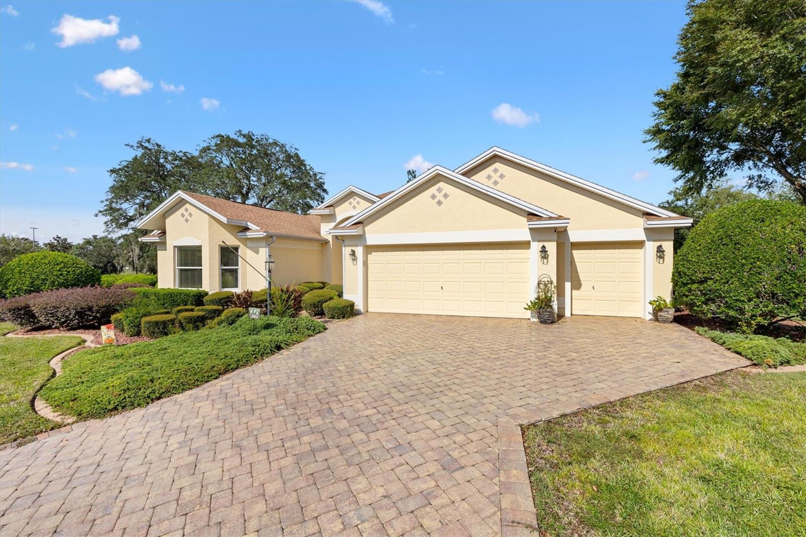17765 SE 85TH CAUSTON COURT, The Villages, FL 32162