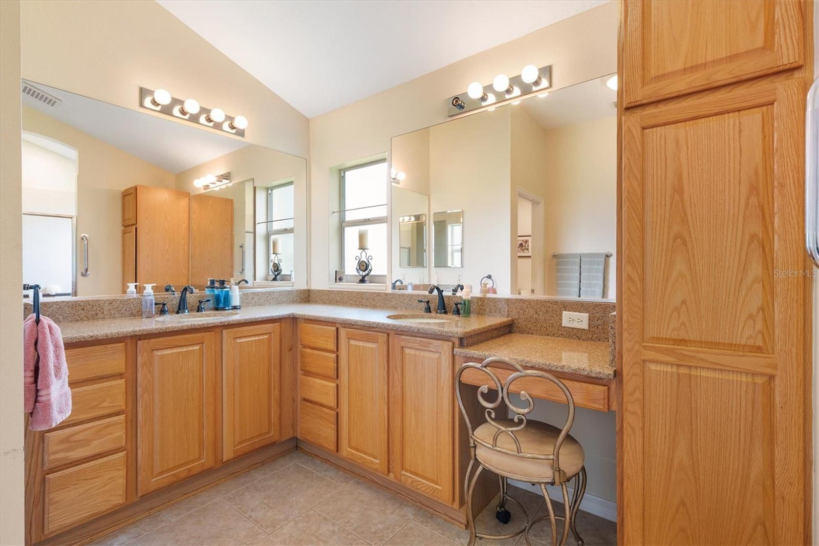 17765 SE 85TH CAUSTON COURT, The Villages, FL 32162