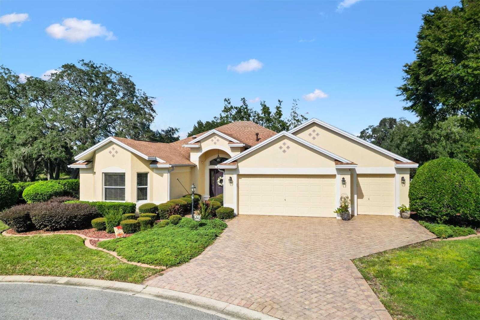 17765 SE 85TH CAUSTON COURT, The Villages, FL 32162